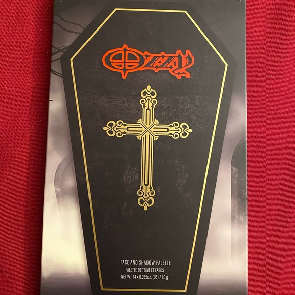 Ozzy Coffin face and eye pallet makeup - Picture 6 of 6